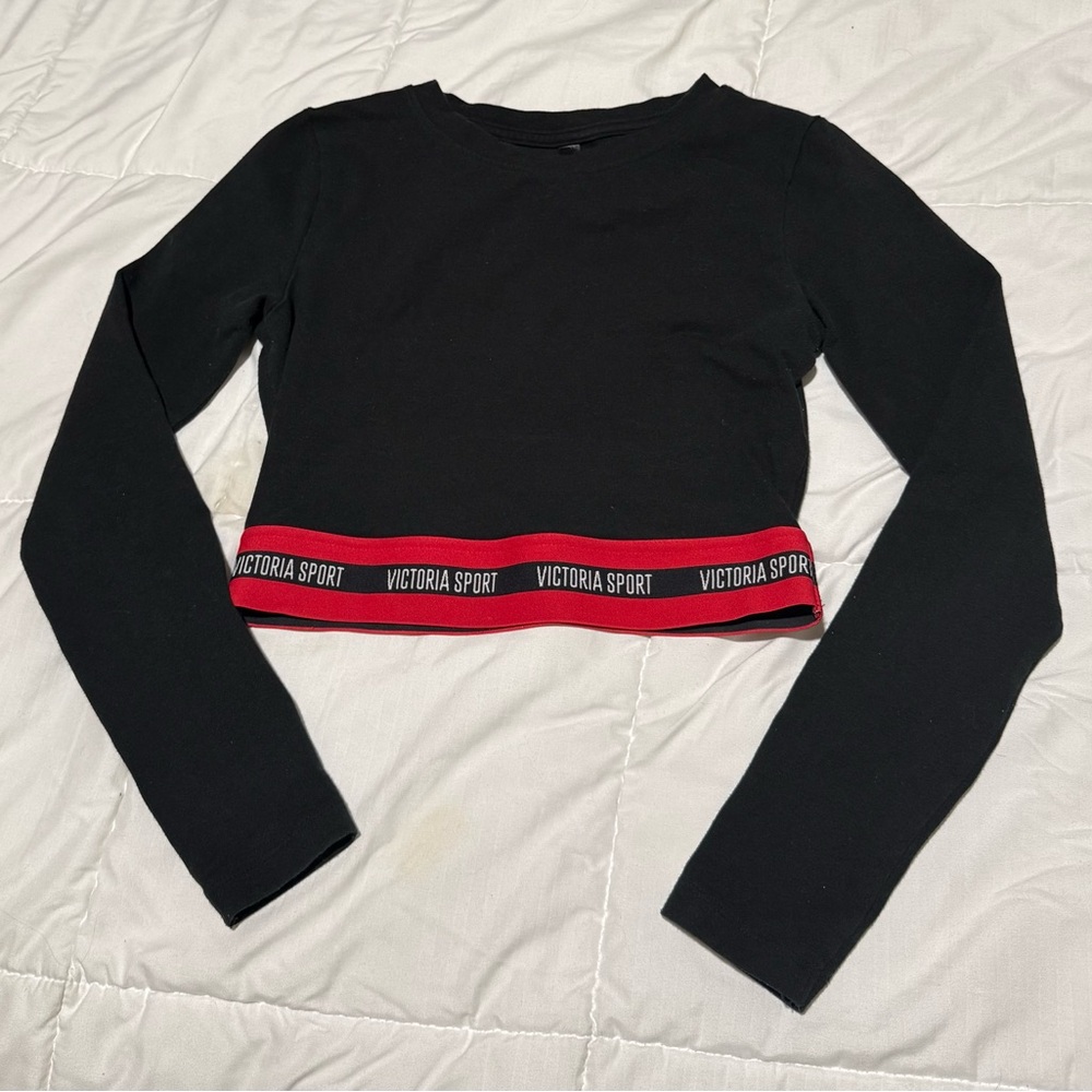 VICTORIAS SECRET Black Long Sleeve Victoria Sport Crop Top